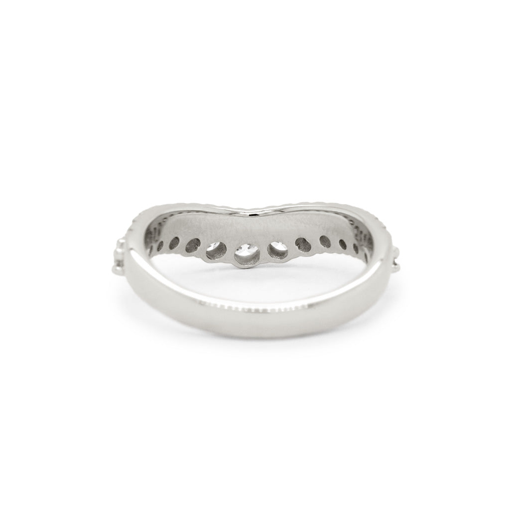 14K Gold 34 Diamonds Curved Band