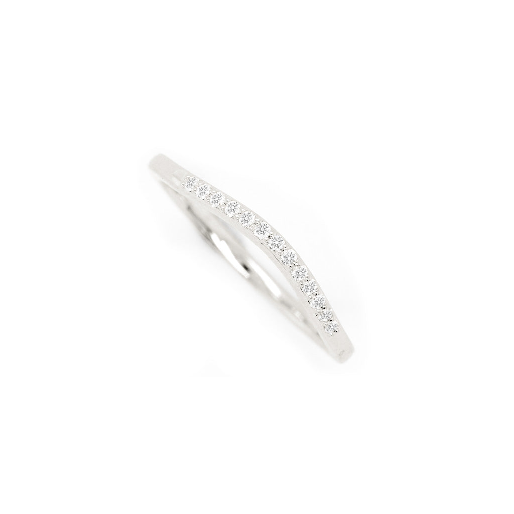 14K Gold 13 Diamonds Curved Band