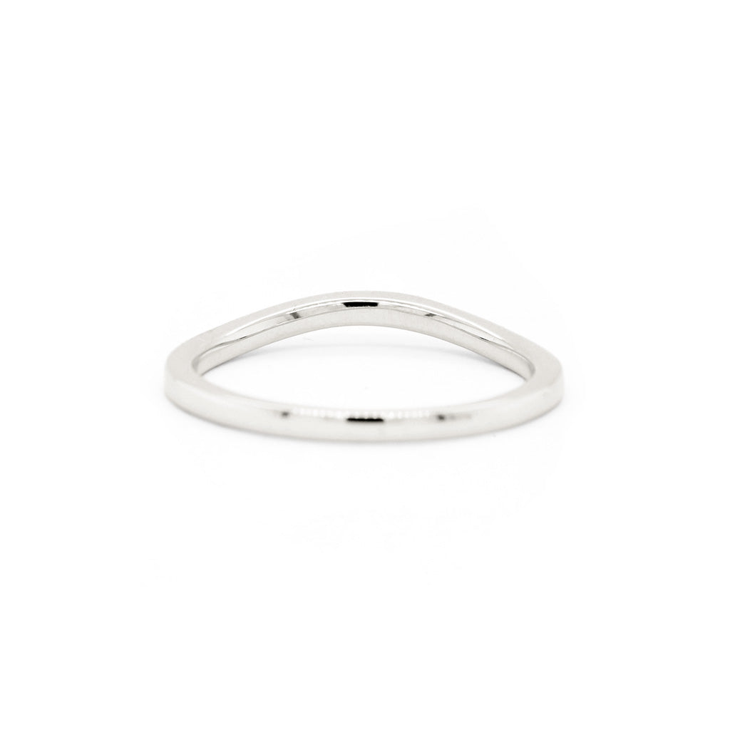 14K Gold 13 Diamonds Curved Band