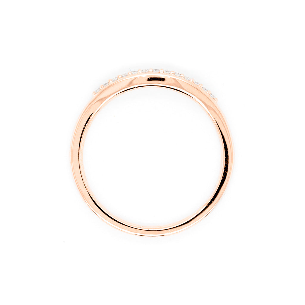 14K Gold 13 Diamonds Curved Band