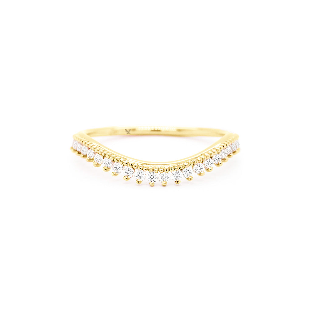Dazzling 14K Gold Curved Band with 22 Sparkling Diamonds