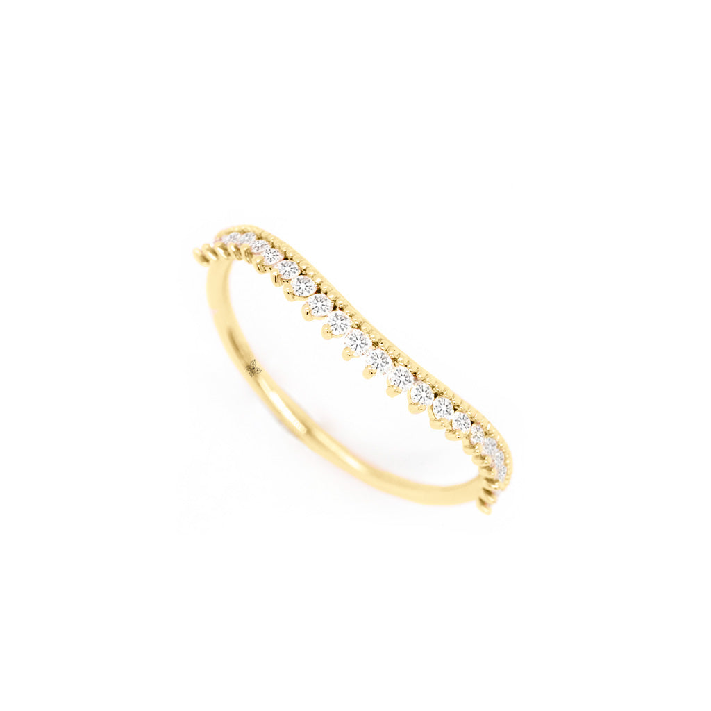 Dazzling 14K Gold Curved Band with 22 Sparkling Diamonds