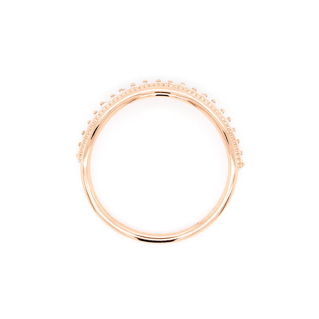 Dazzling 14K Gold Curved Band with 22 Sparkling Diamonds