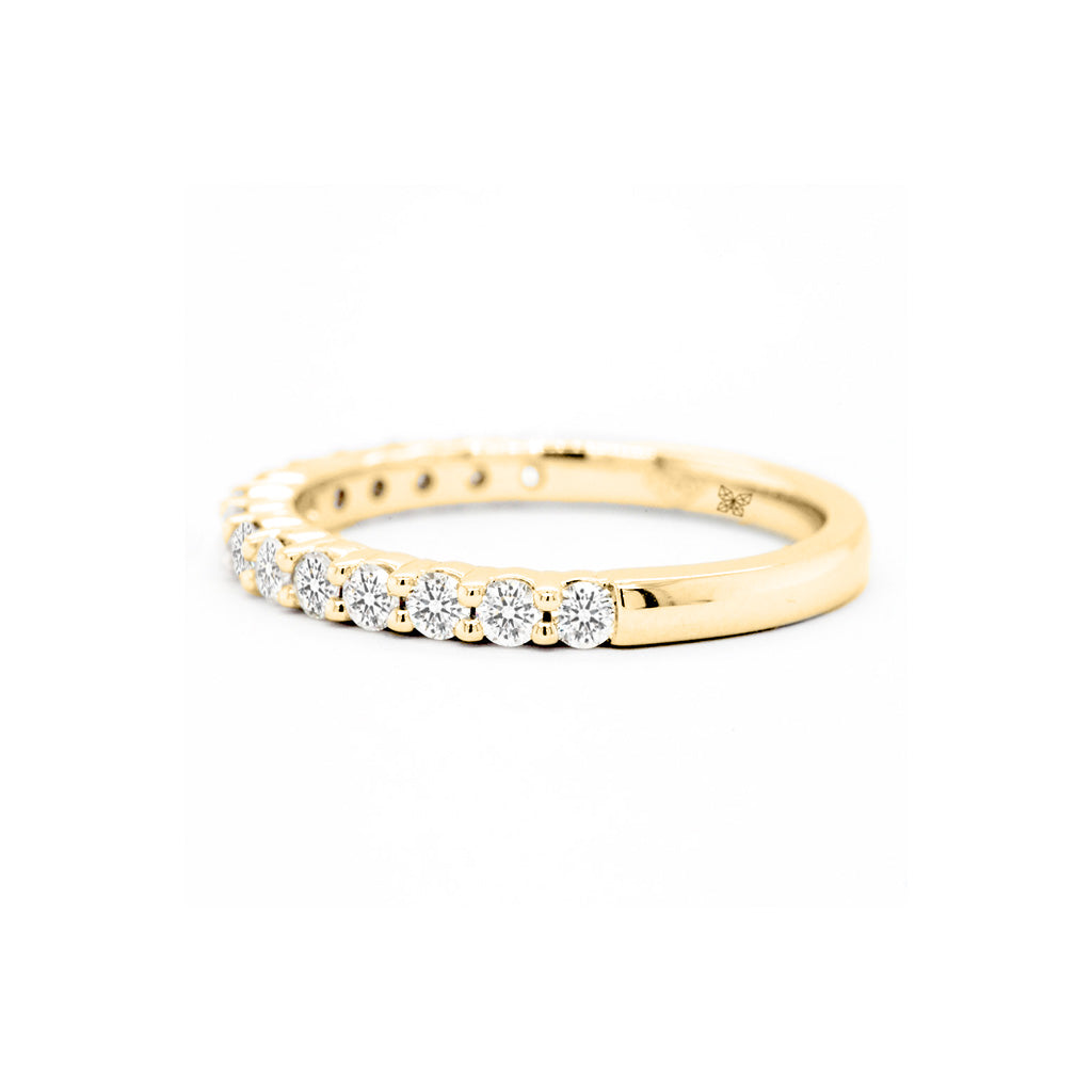 Luxurious 18K Gold Half Eternity Anniversary Band with 15 Exquisite Diamonds