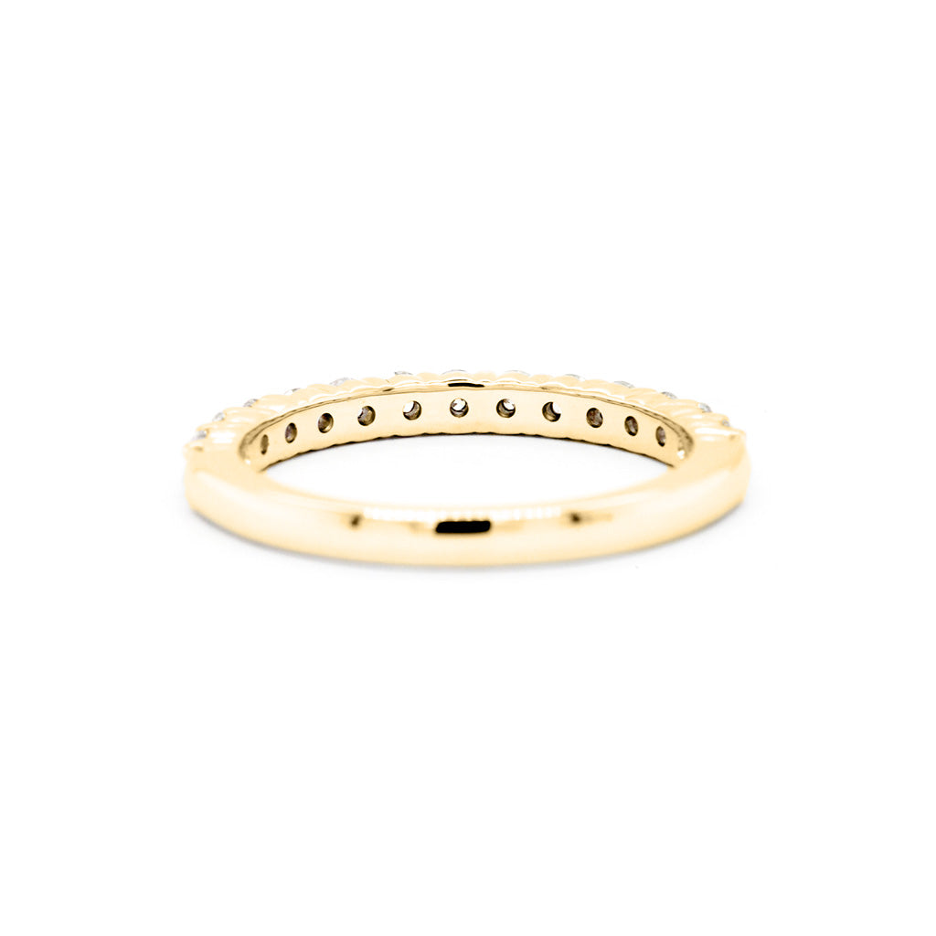 Luxurious 18K Gold Half Eternity Anniversary Band with 15 Exquisite Diamonds
