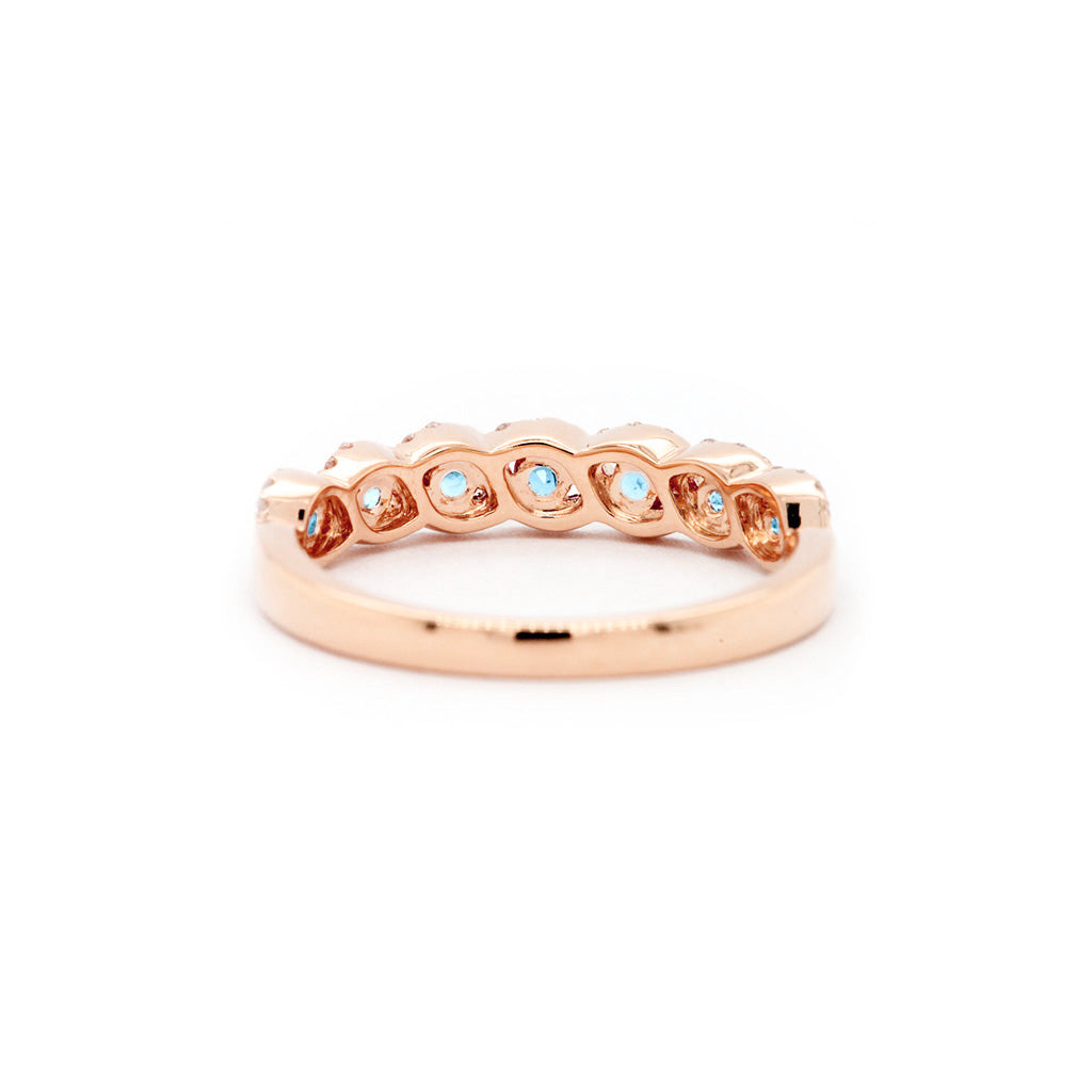 Half Eternity Anniversary Band in 18K Gold with 71 Diamonds