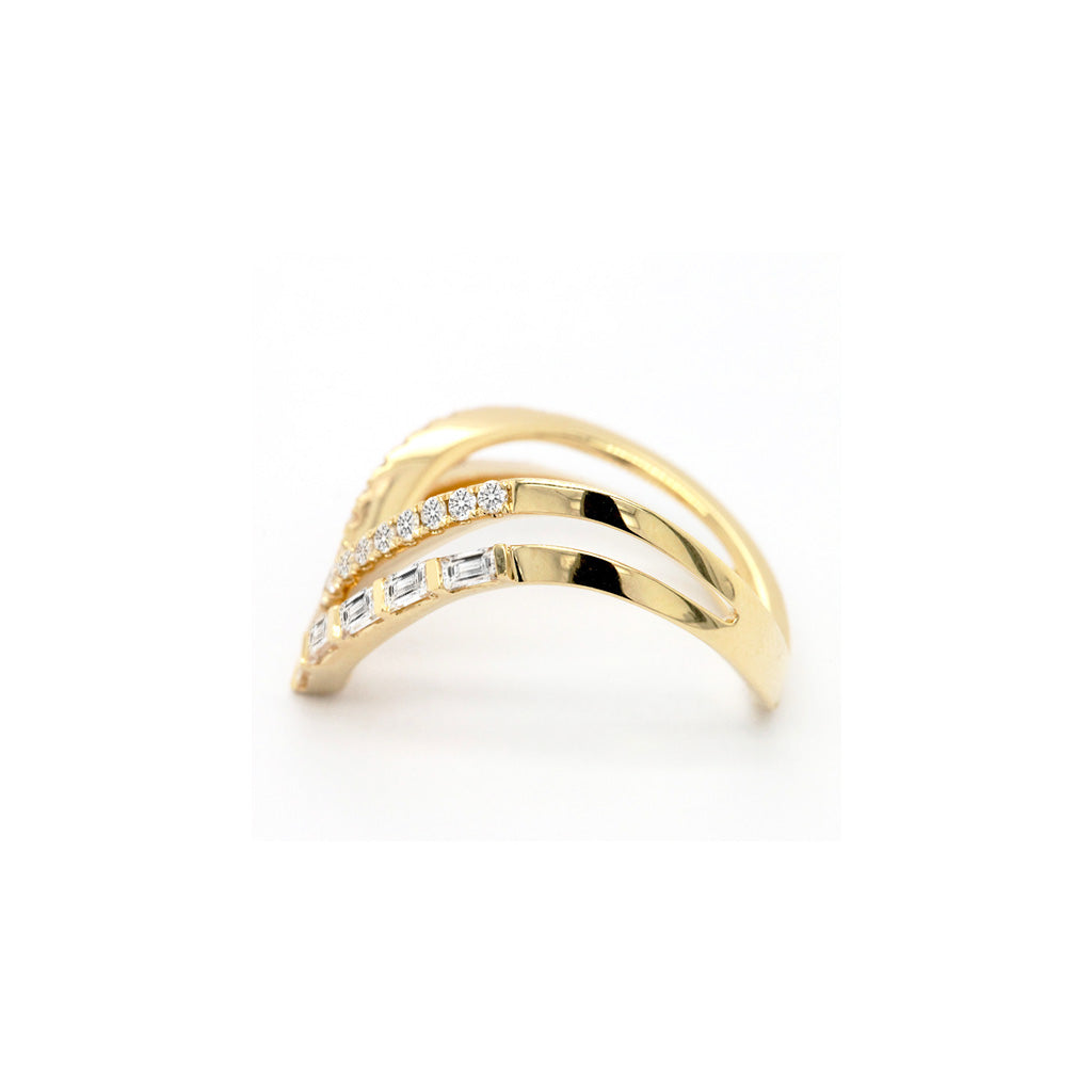 14K Gold 29 Diamonds Curved Anniversary Band