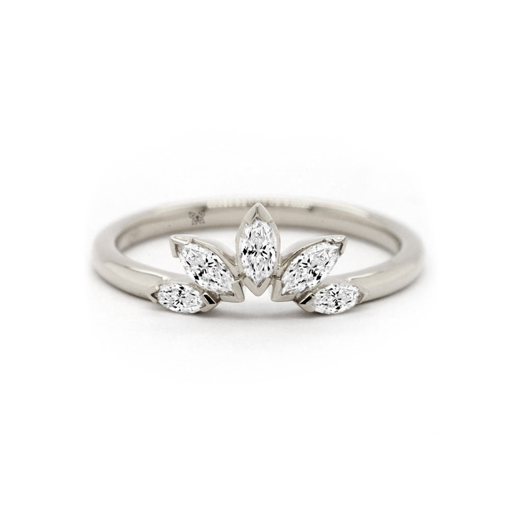 Luxurious 14K Gold Curved Stackable Band with 5 Exquisite Stones