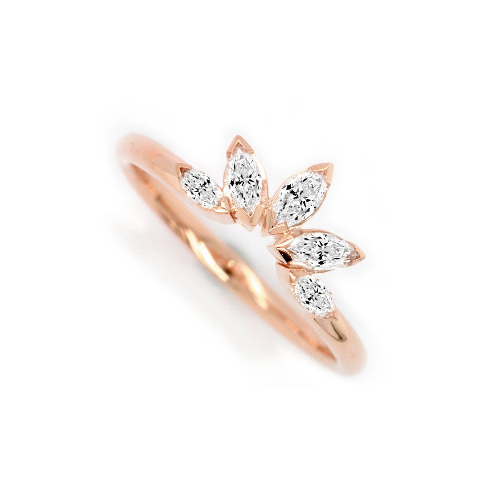 Luxurious 14K Gold Curved Stackable Band with 5 Exquisite Stones