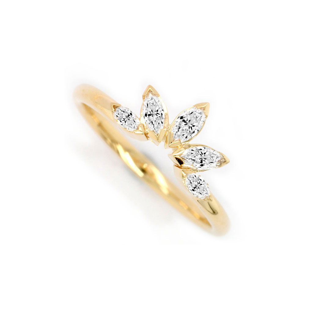 Luxurious 14K Gold Curved Stackable Band with 5 Exquisite Stones