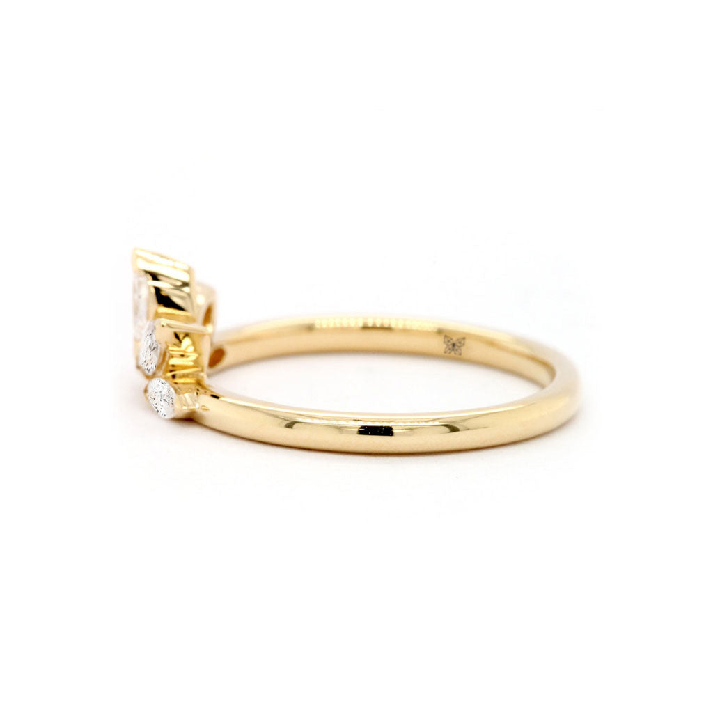 Luxurious 14K Gold Curved Stackable Band with 5 Exquisite Stones