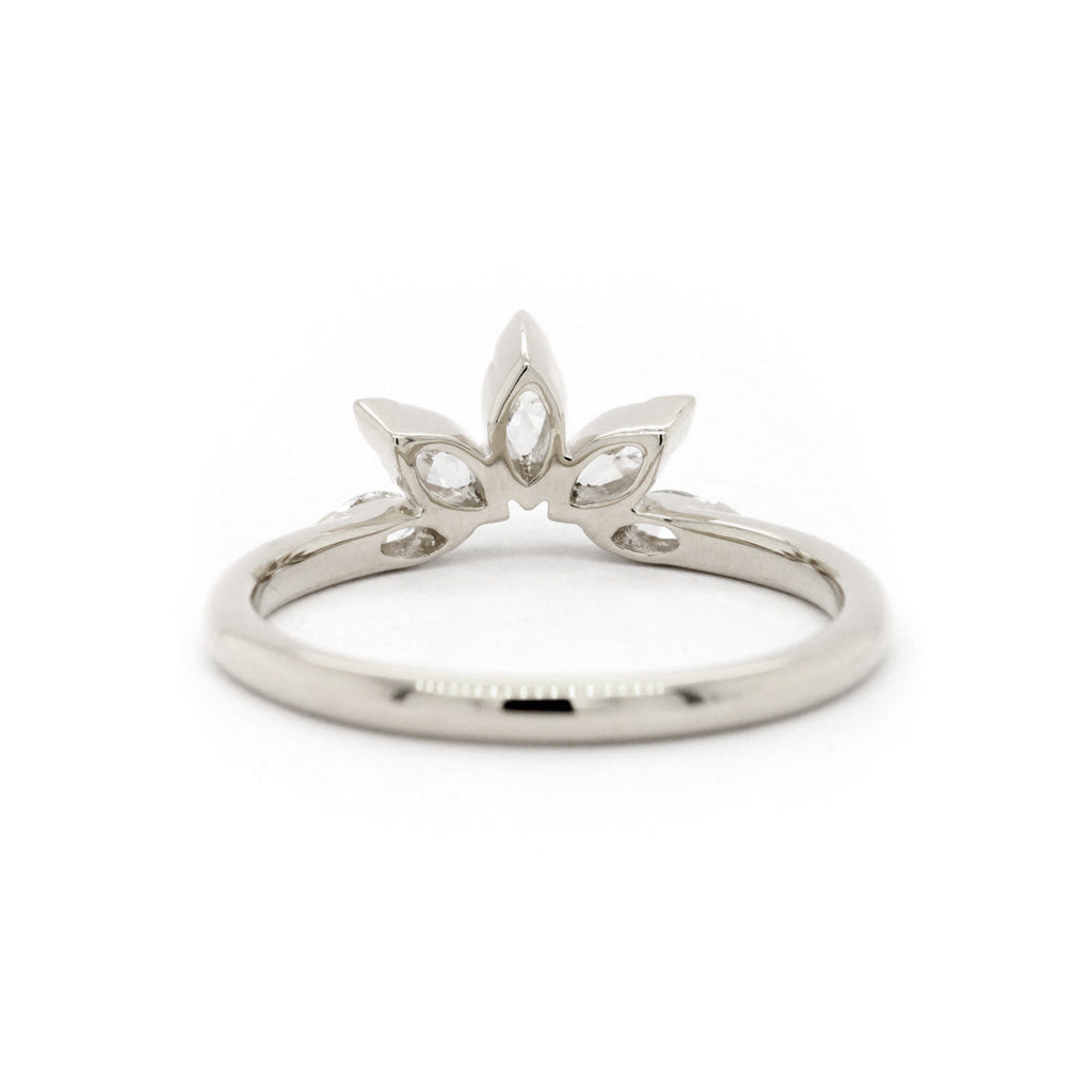 Luxurious 14K Gold Curved Stackable Band with 5 Exquisite Stones