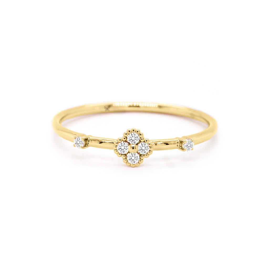 Elegant 6-Diamond Stackable Band in Luxurious 18K Gold