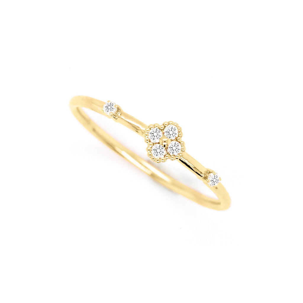 Elegant 6-Diamond Stackable Band in Luxurious 14K Gold