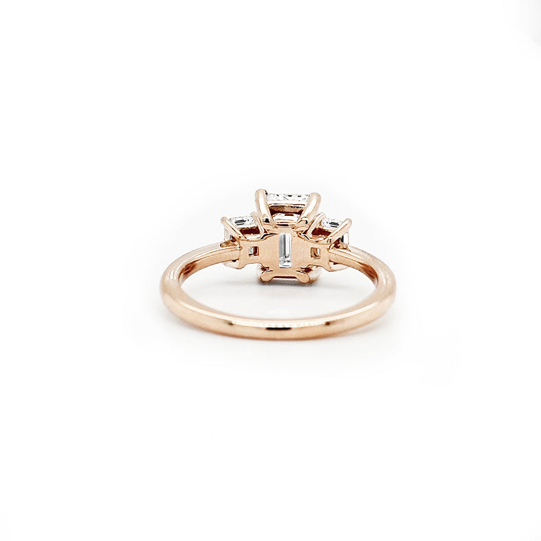 Vivienne Engagement Ring Oval