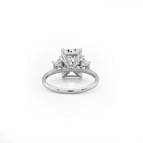 Vivienne Engagement Ring Oval