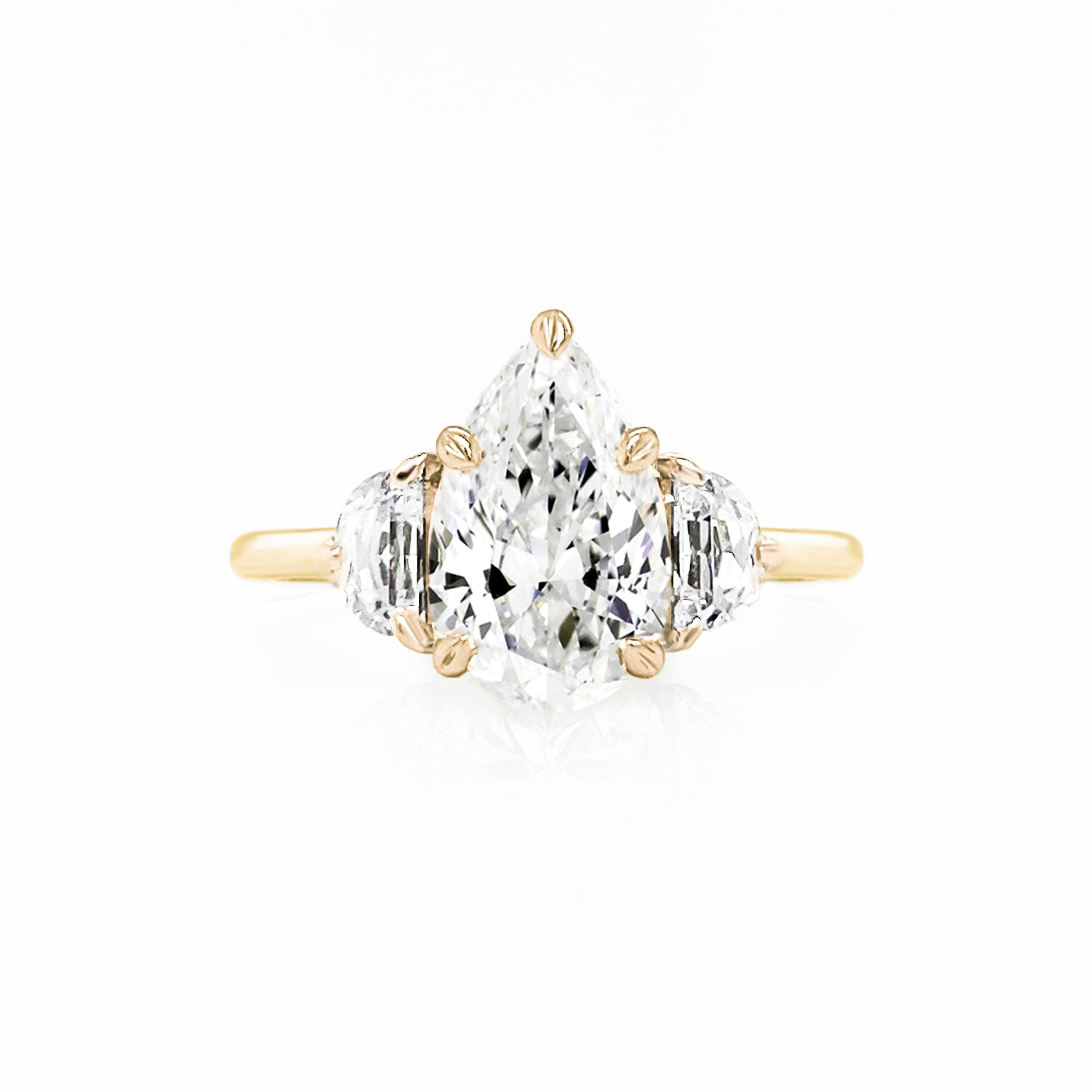 Jeannette 三石钻石订婚戒指